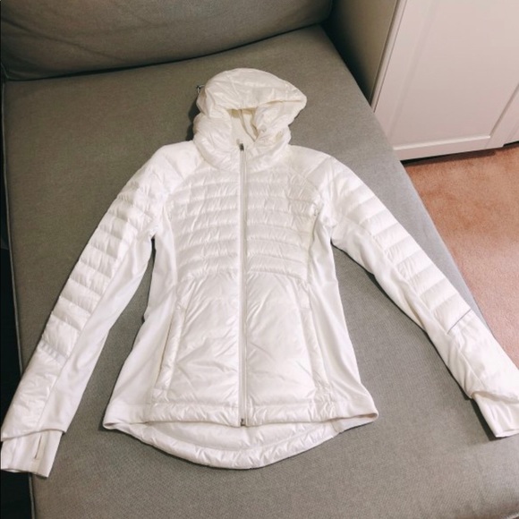Brand new Lululemon light feather jacket